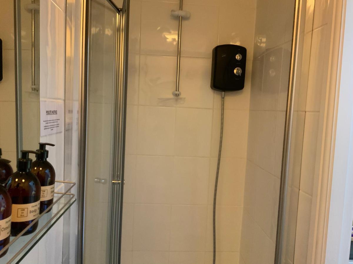 לינה וארוחת בוקר לייבורן Haven House מראה חיצוני תמונה